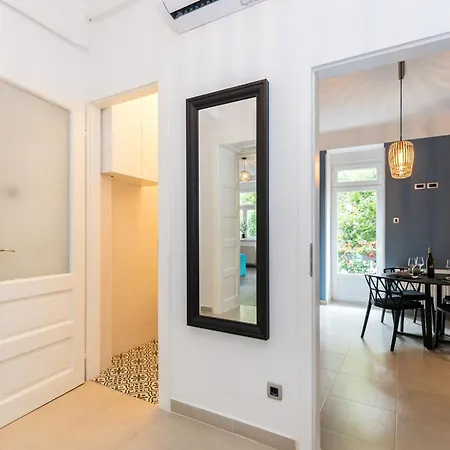 Petra Apartment